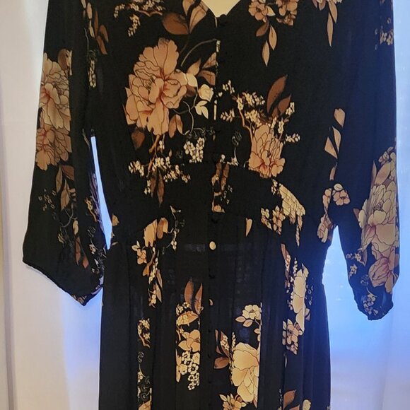 City Chic Floral Fall Dress - Picture 5 of 8